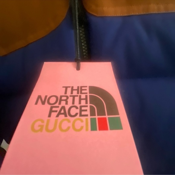 Gucci NORTHFACE Puffer coat PERFECT CONDITION! - Picture 6 of 6